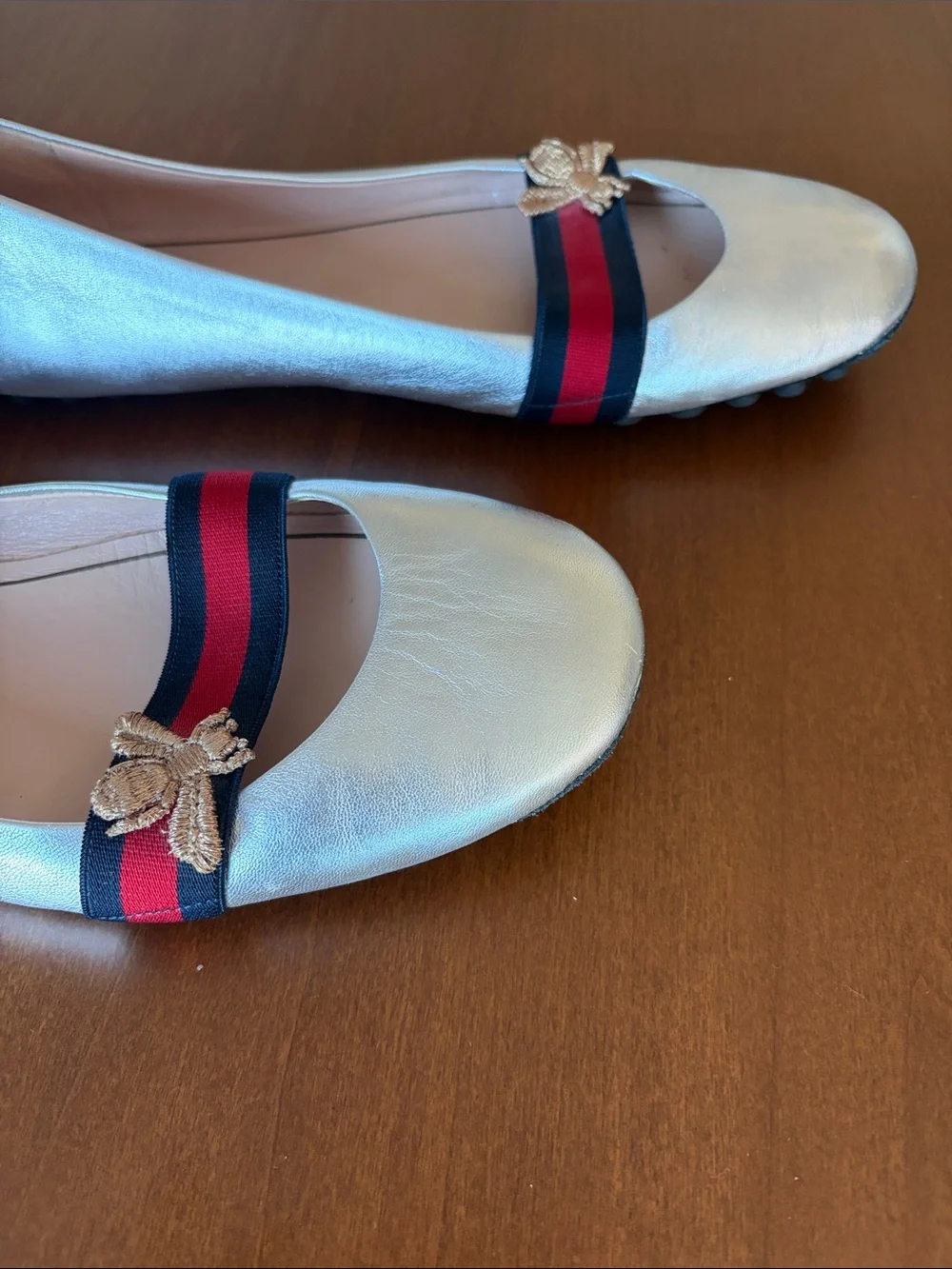 Women’s Gucci Leather Ballet Flats, size 39EU, silver